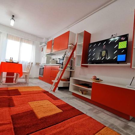 Orange Apartment-Brilliant Apartments Constanţa Extérieur photo